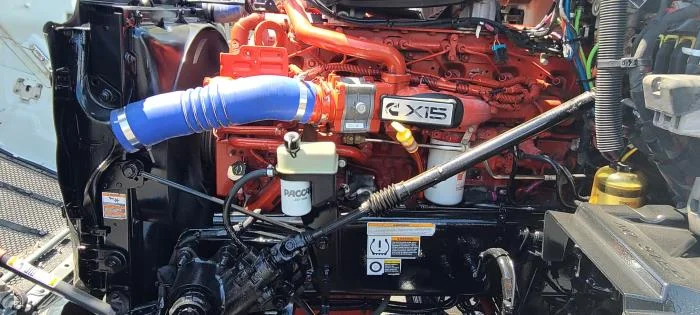 2022 Peterbilt 579 — photo 12