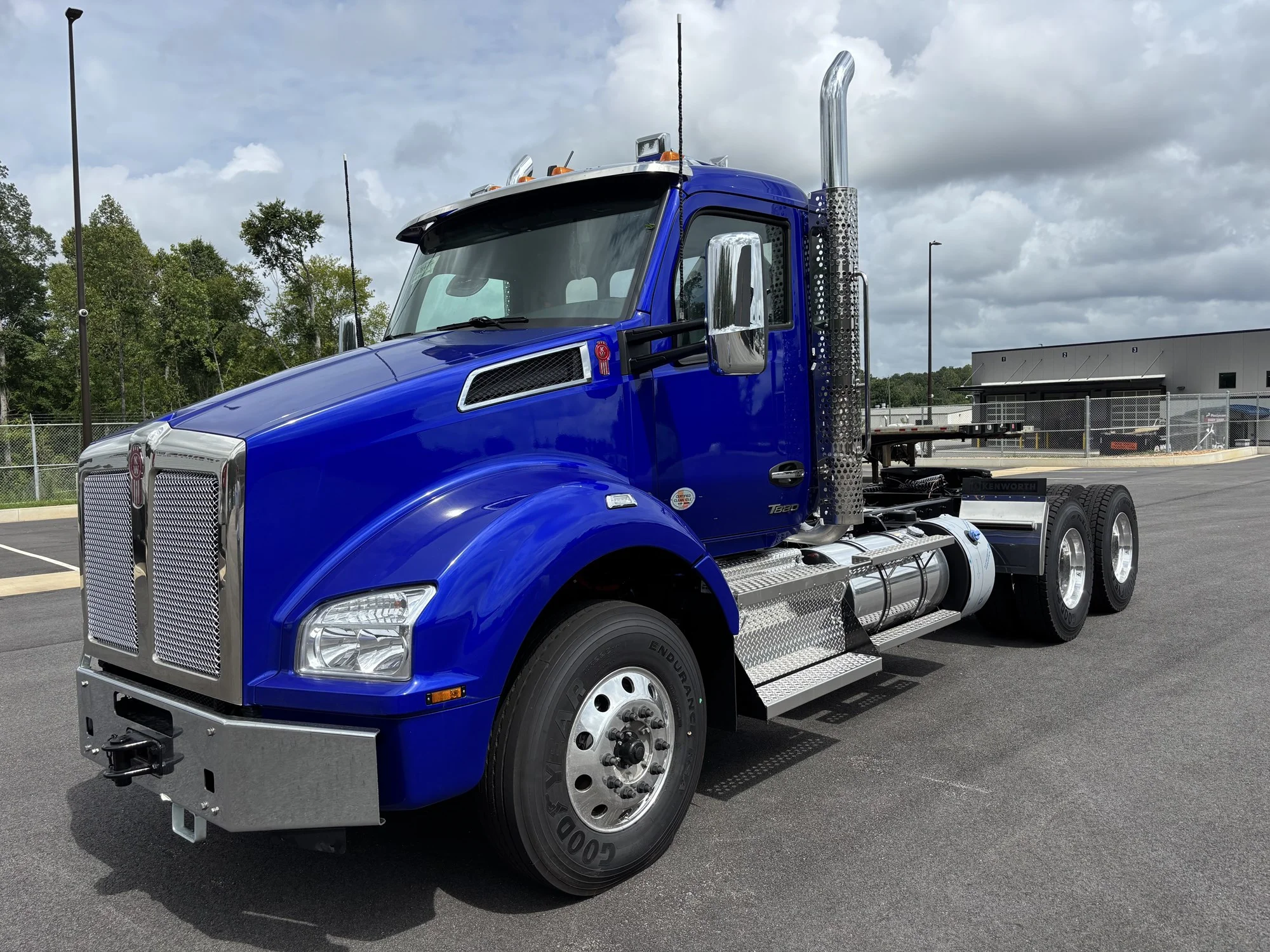 2027 Kenworth T880 in Ashland, VA
