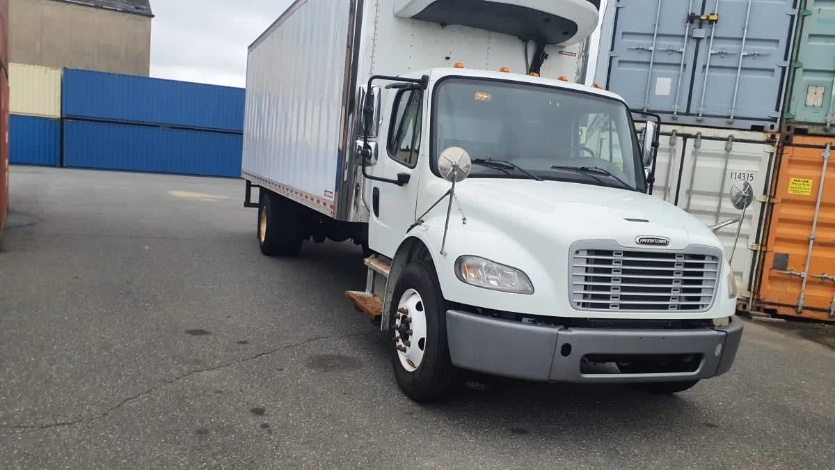 2021 Freightliner M2 106