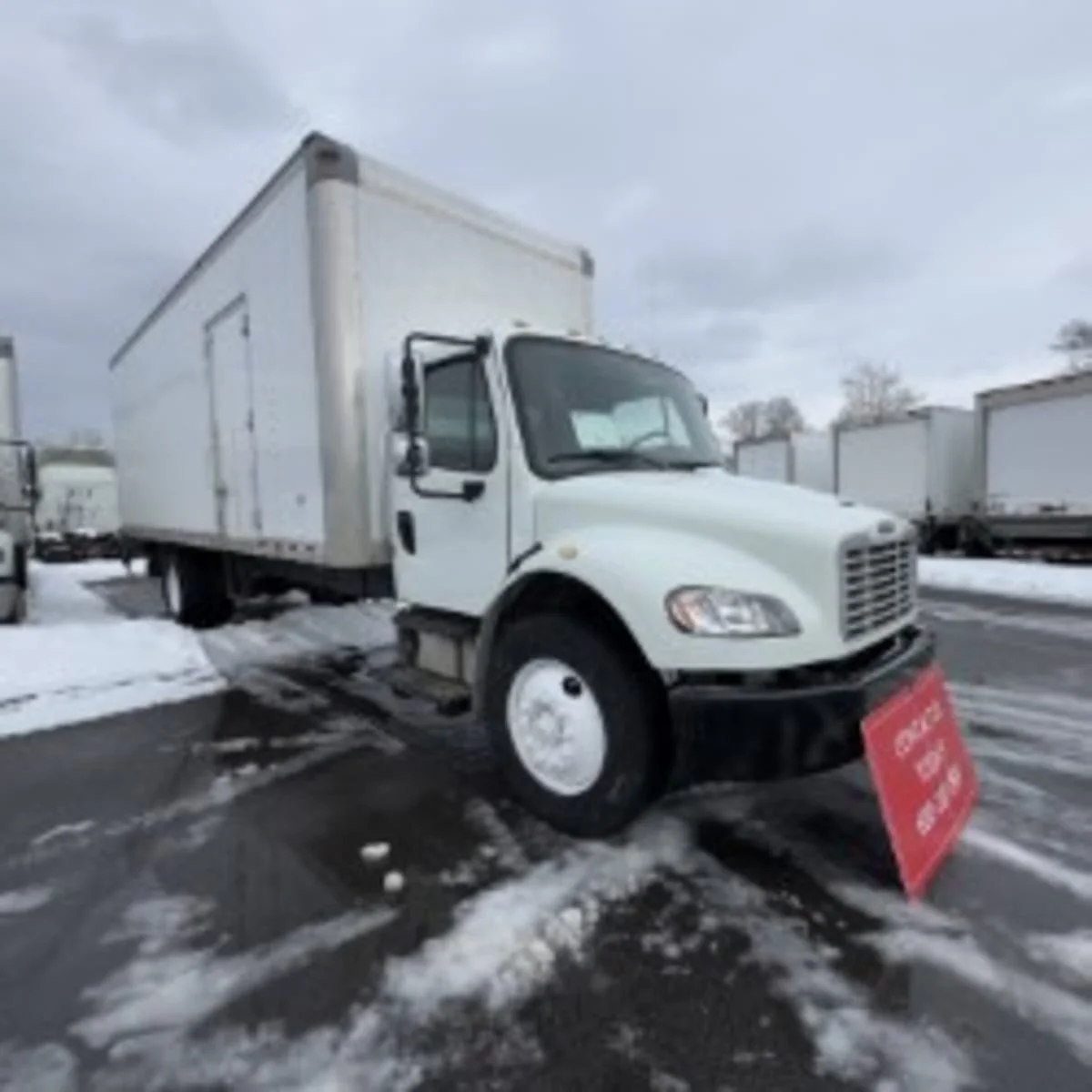 2019 Freightliner M2 106 in Syracuse, NY — photo 3