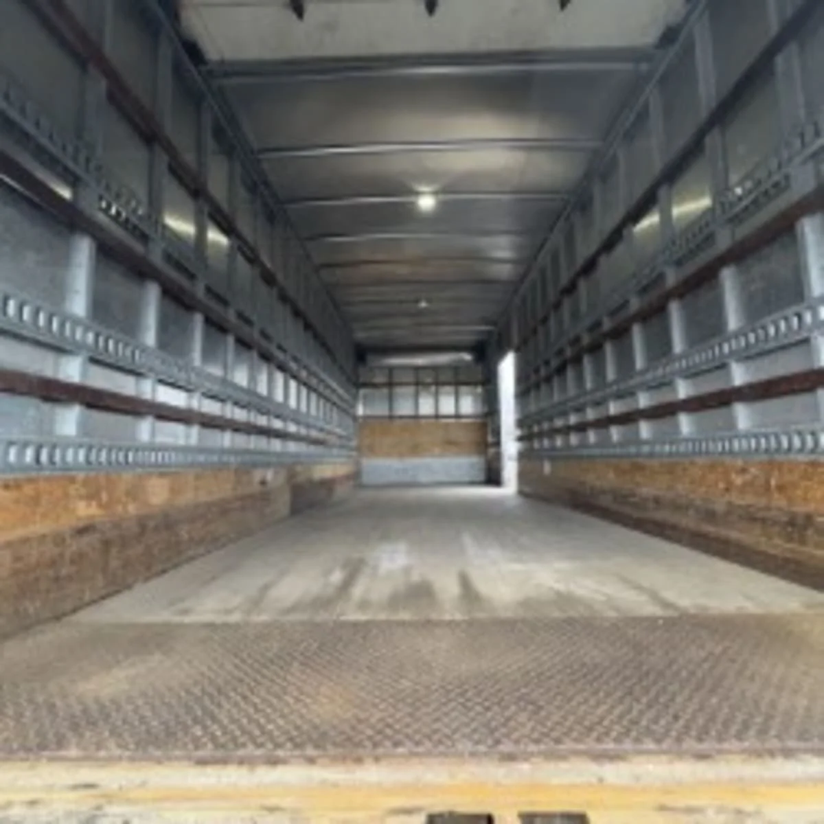 2019 Freightliner M2 106 in Syracuse, NY — photo 8