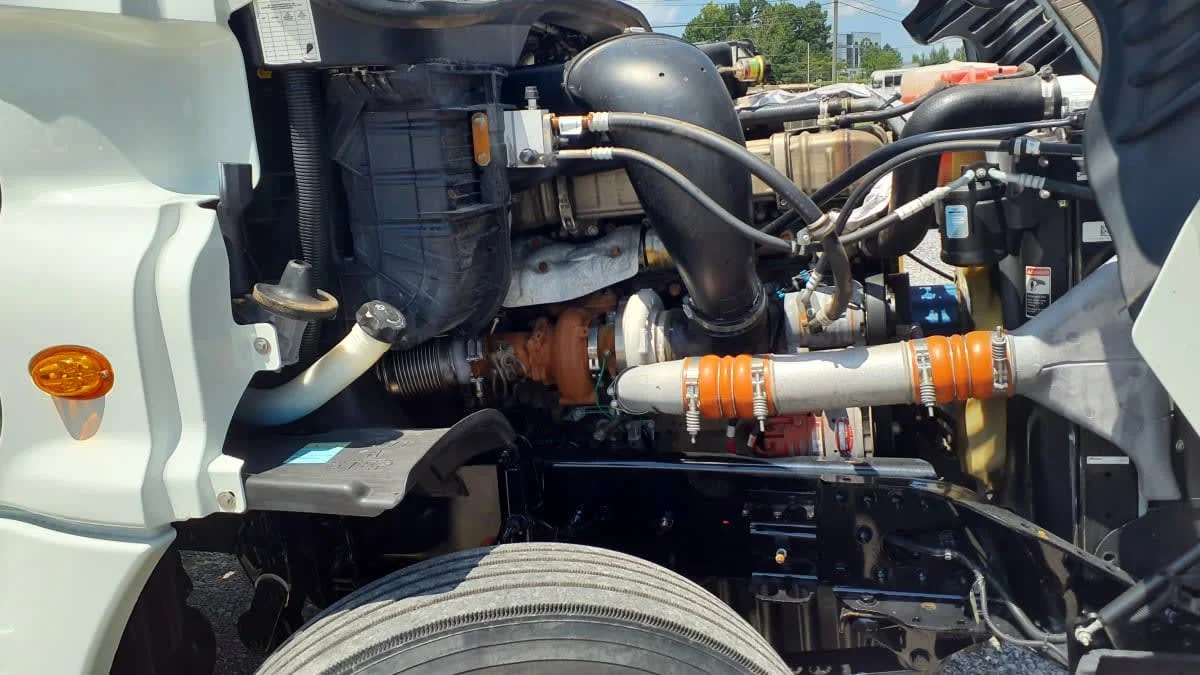 2020 Freightliner Cascadia in Birmingham, AL — photo 9
