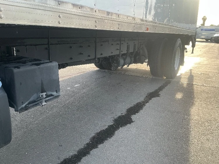 2021 Freightliner M2 106 - image 5