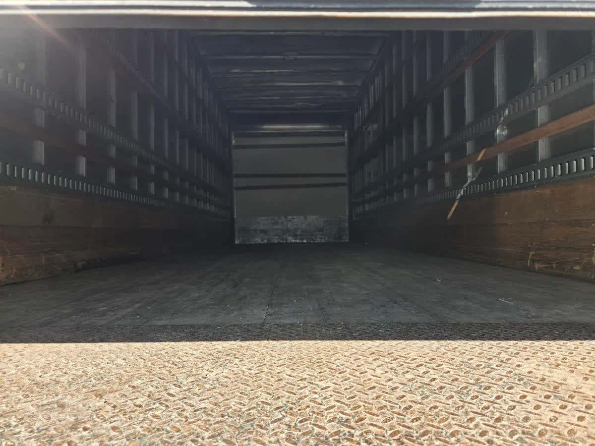 2018 Freightliner M2 106 - image 8