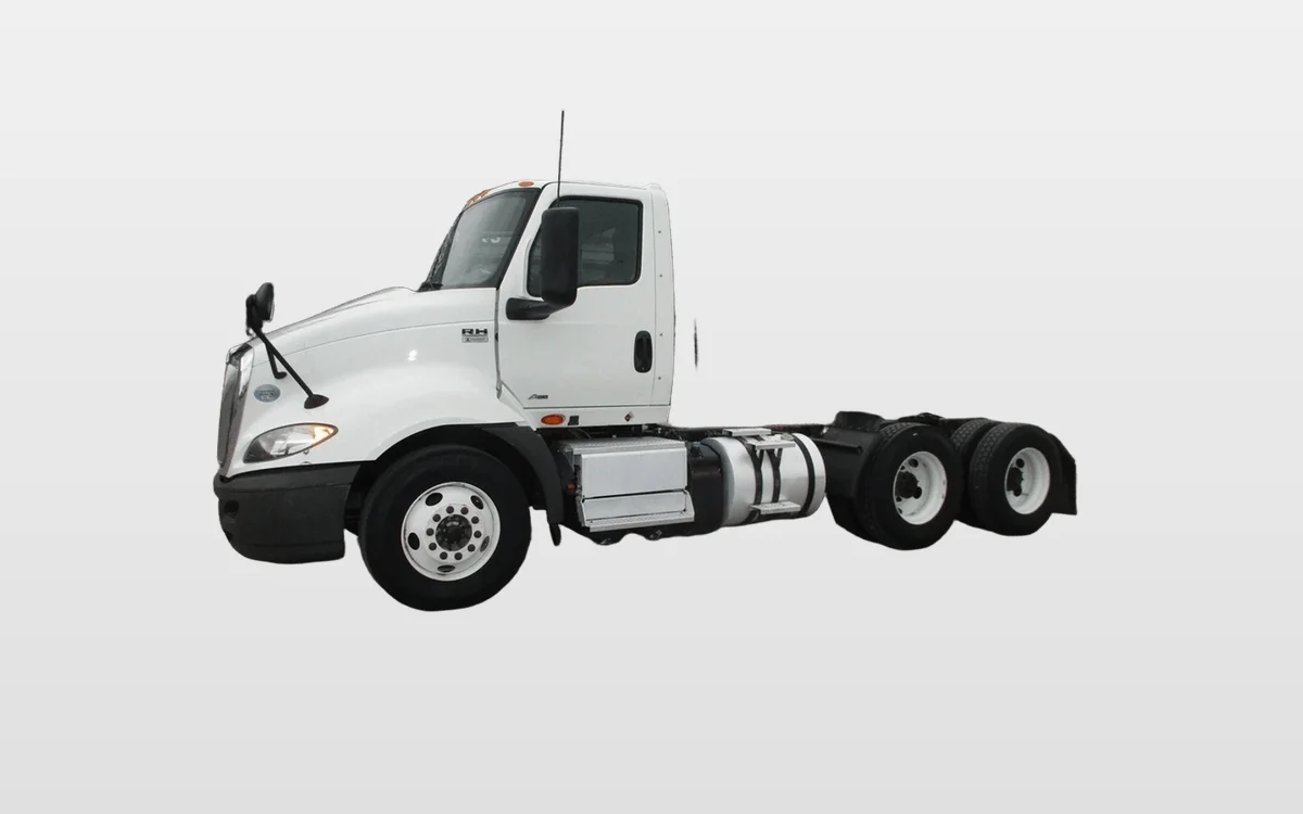 2019 International - image 1