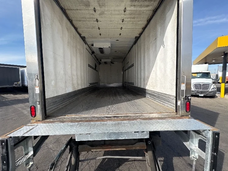 2020 Freightliner M2 112 - image 10