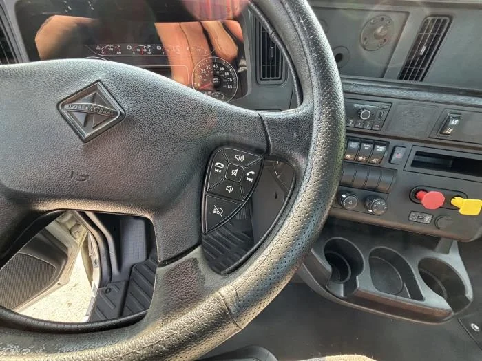 2021 International LT — photo 16
