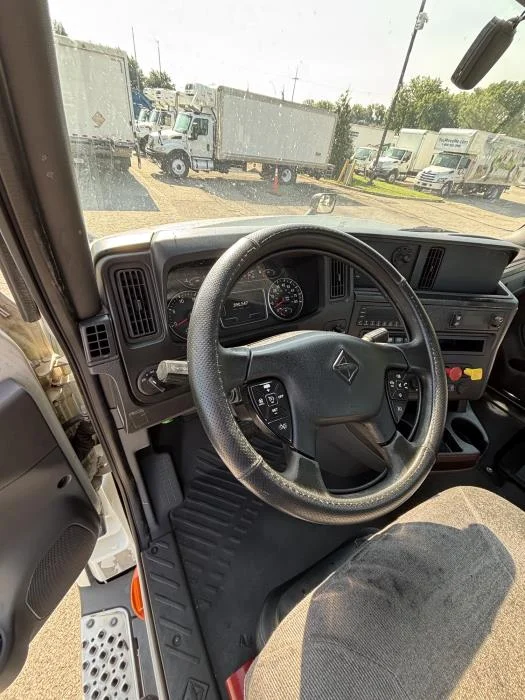 2021 International LT — photo 14