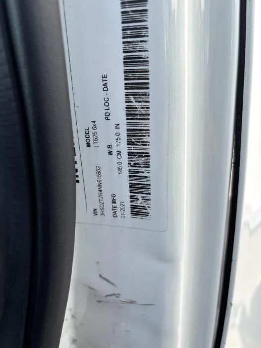2021 International LT — photo 18