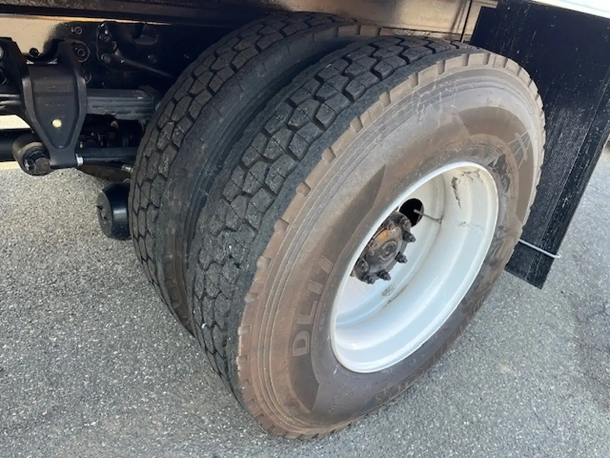 2026 Hino L6 - image 14