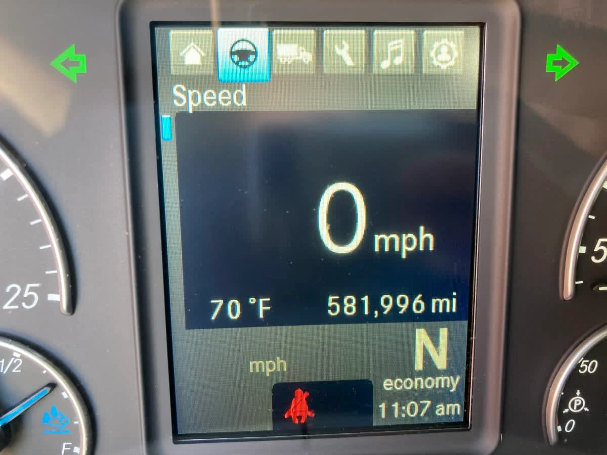 2019 Freightliner Cascadia in Springfield, MA — photo 14