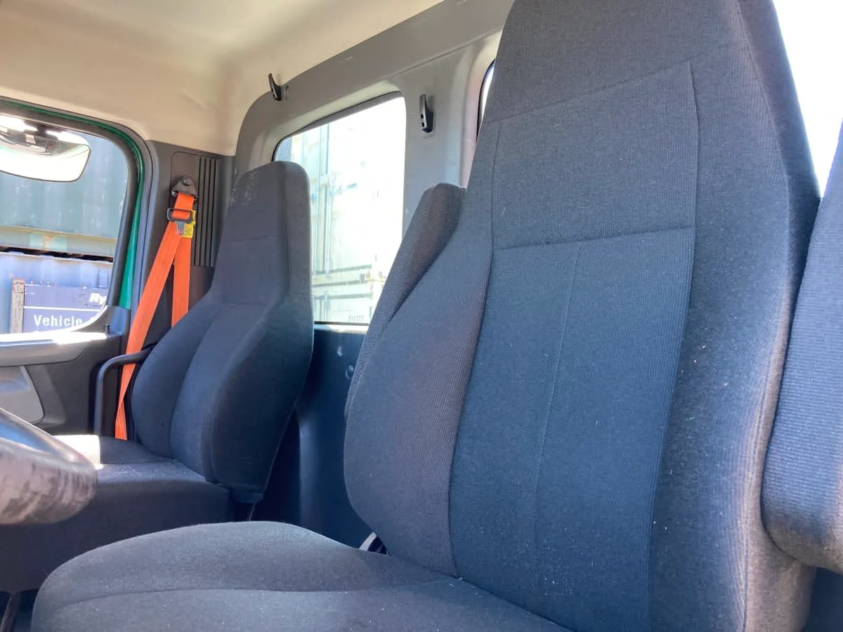 2019 Freightliner Cascadia in Springfield, MA — photo 12