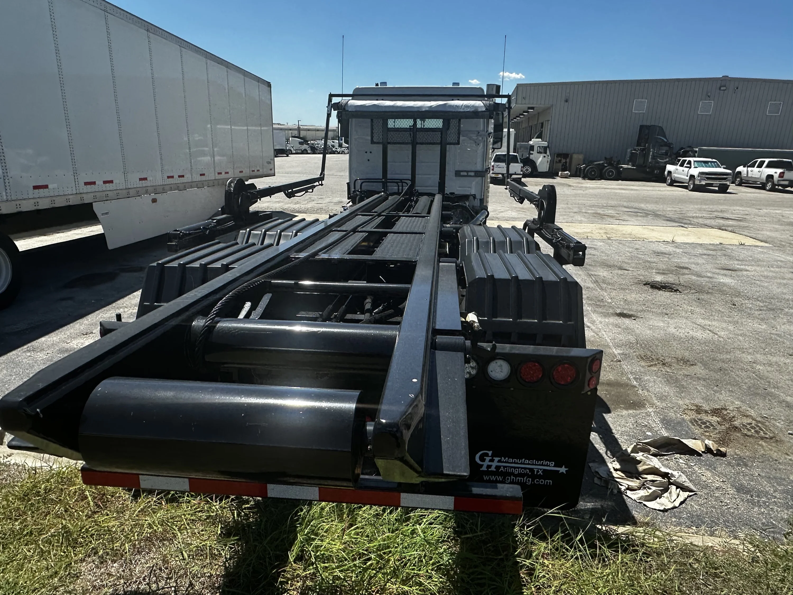 2026 Volvo VHD 300 in Austin, TX — photo 5