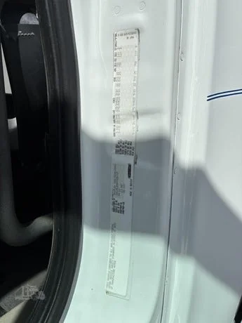 2015 Freightliner Cascadia - image 33