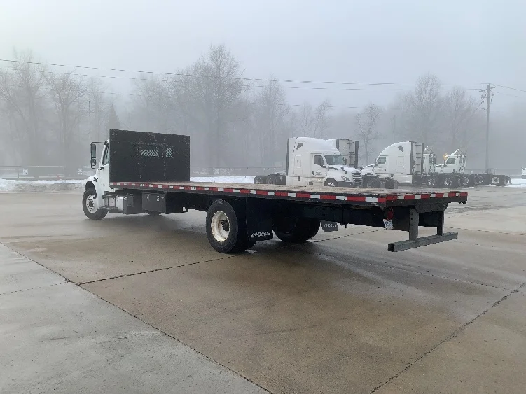 2019 Freightliner M2 106 in East Liberty, OH — photo 6