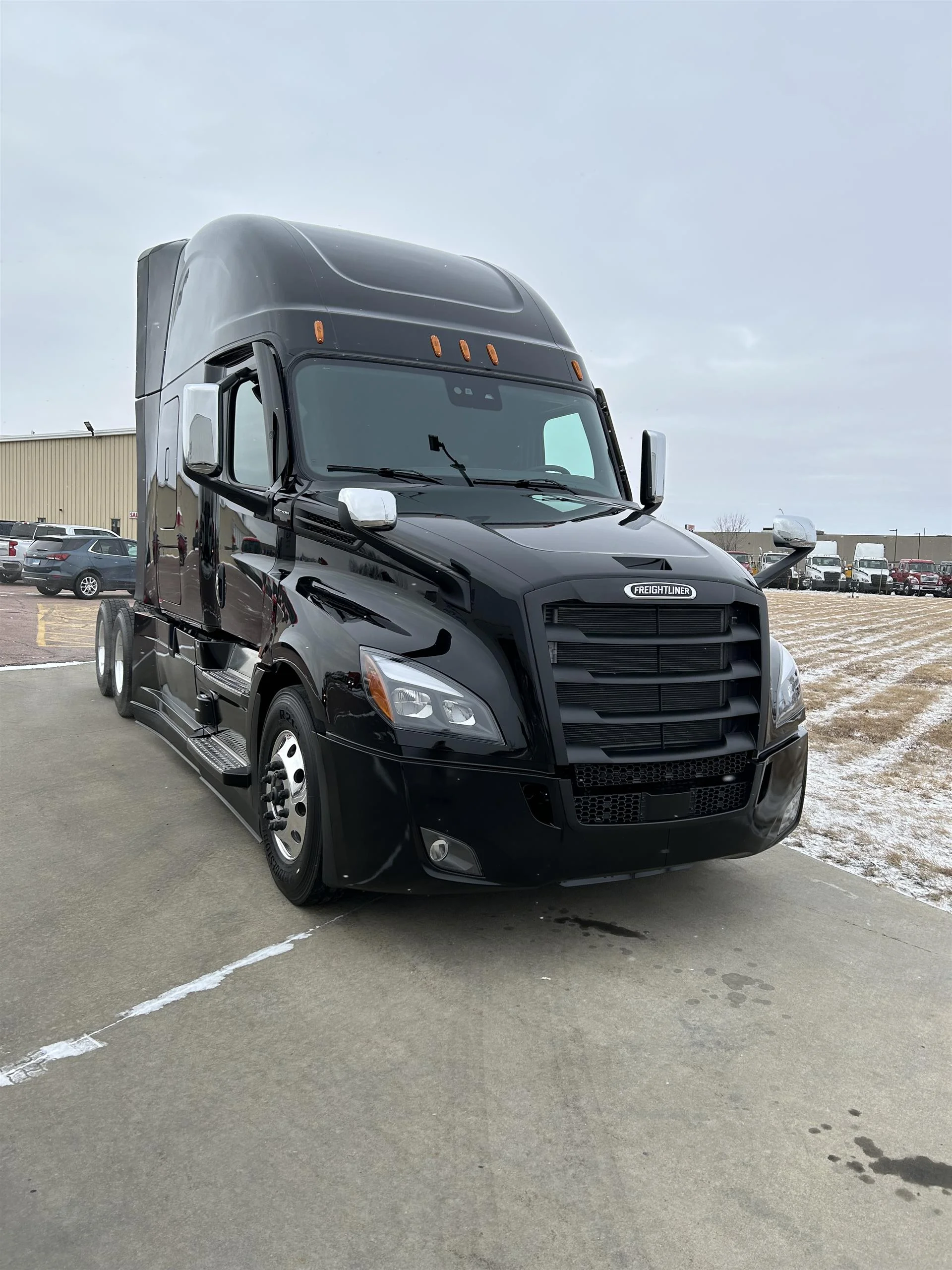 2025 Freightliner Cascadia in Sioux Falls, SD — photo 12