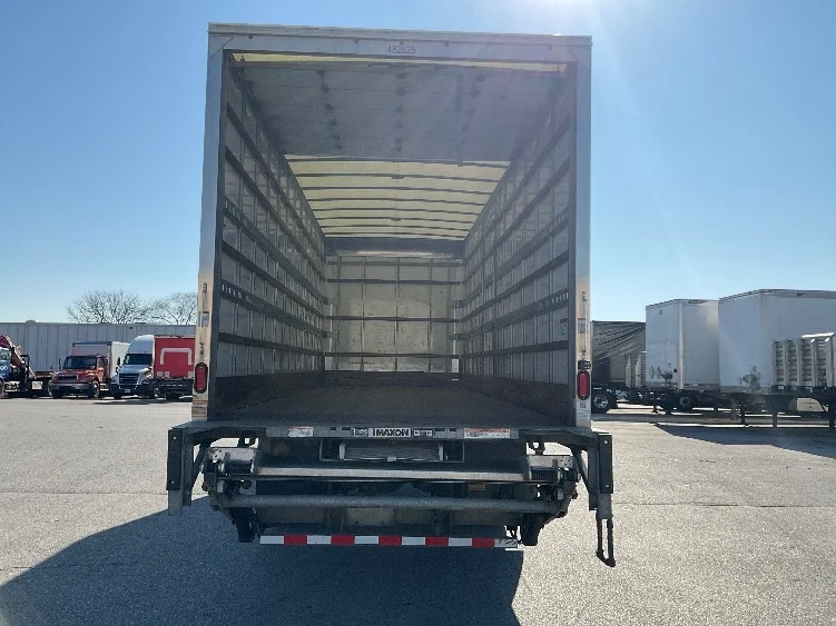 2022 Freightliner M2 106 - image 8