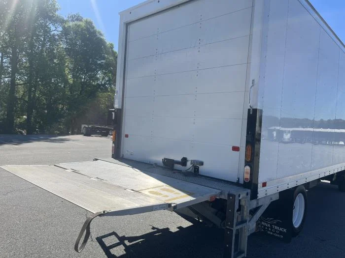 2024 Isuzu NPR - image 9