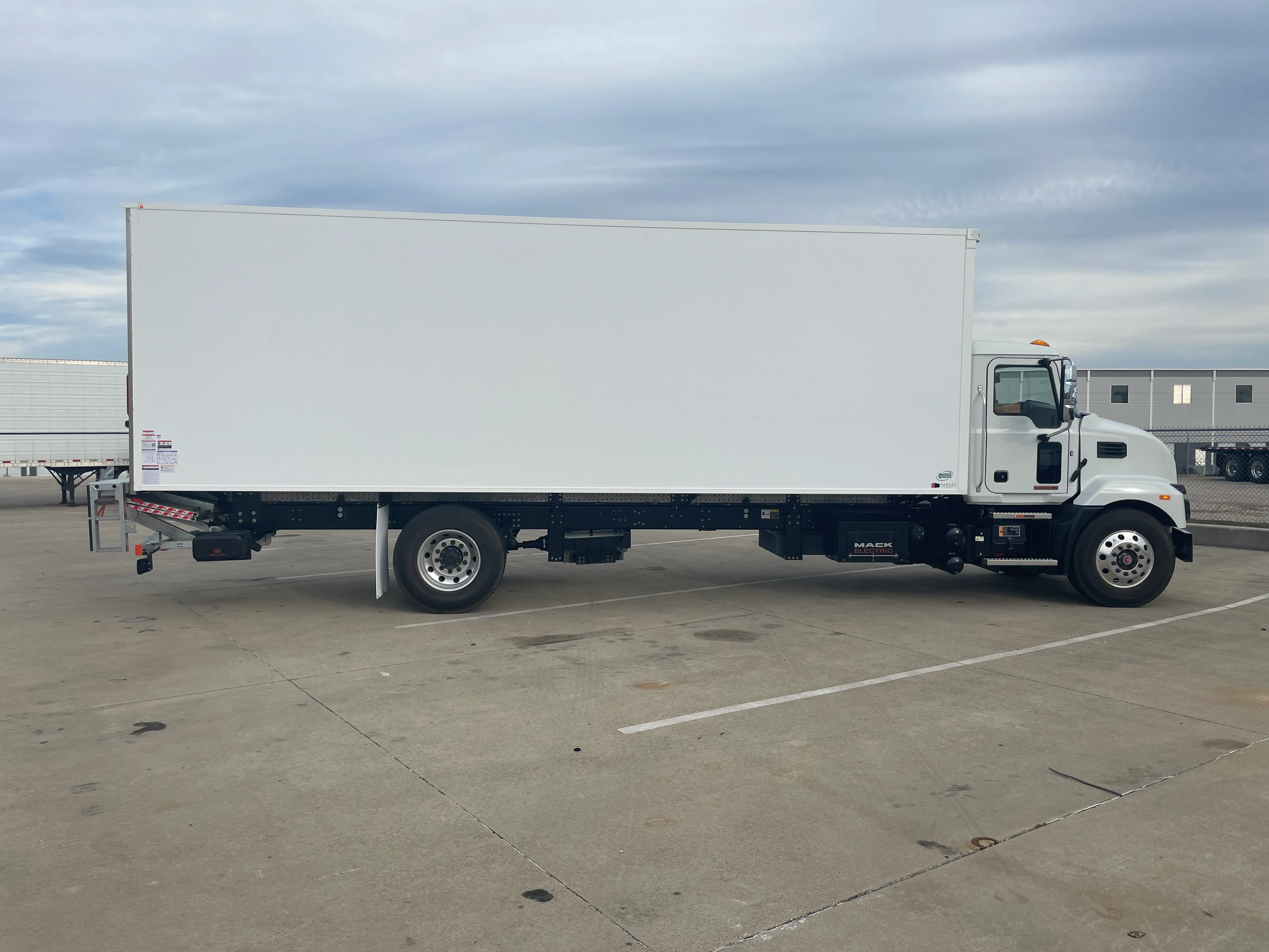 2024 Mack MD in Spokane, WA — photo 5