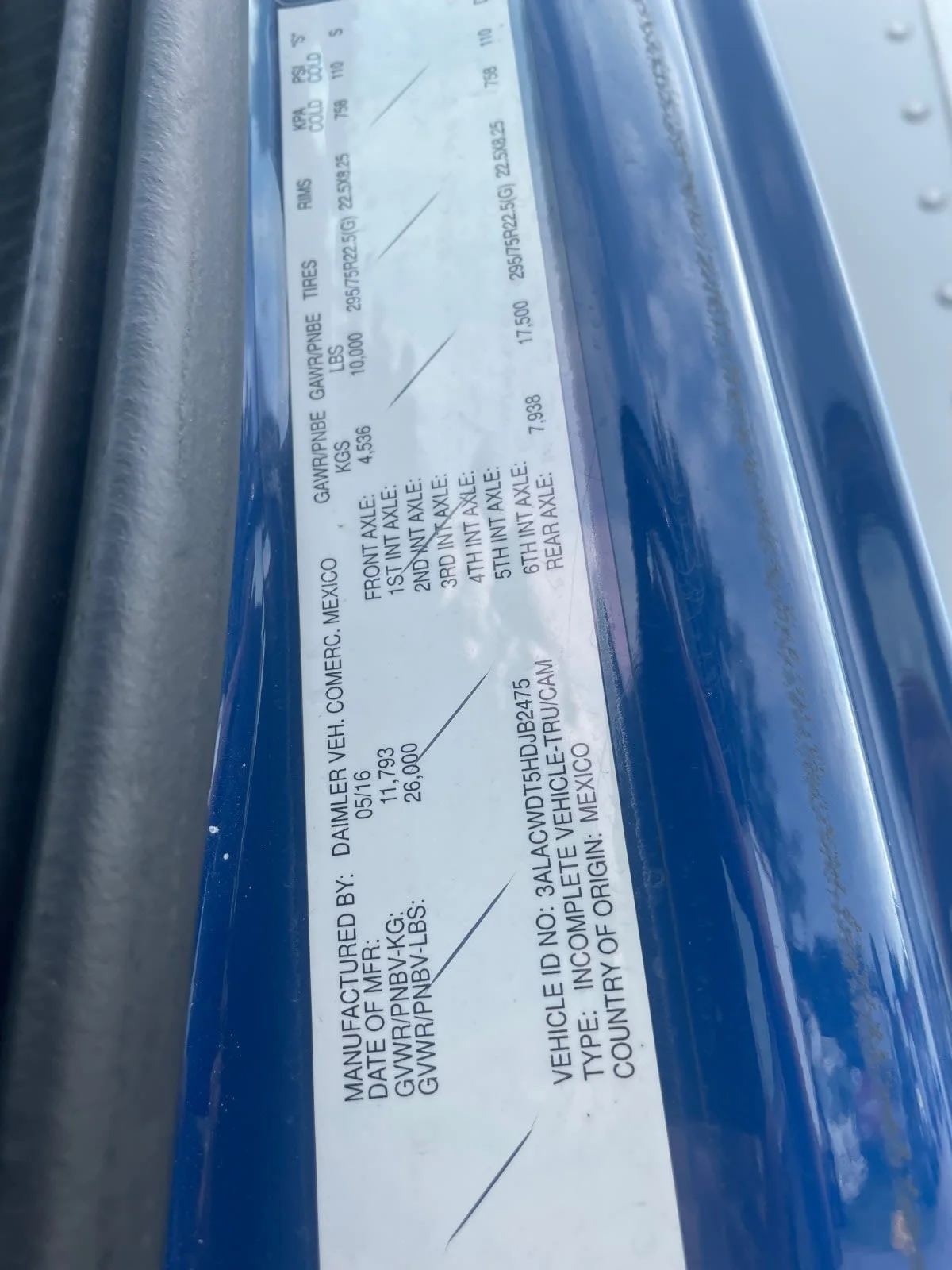 2017 Freightliner M2 106 - image 11