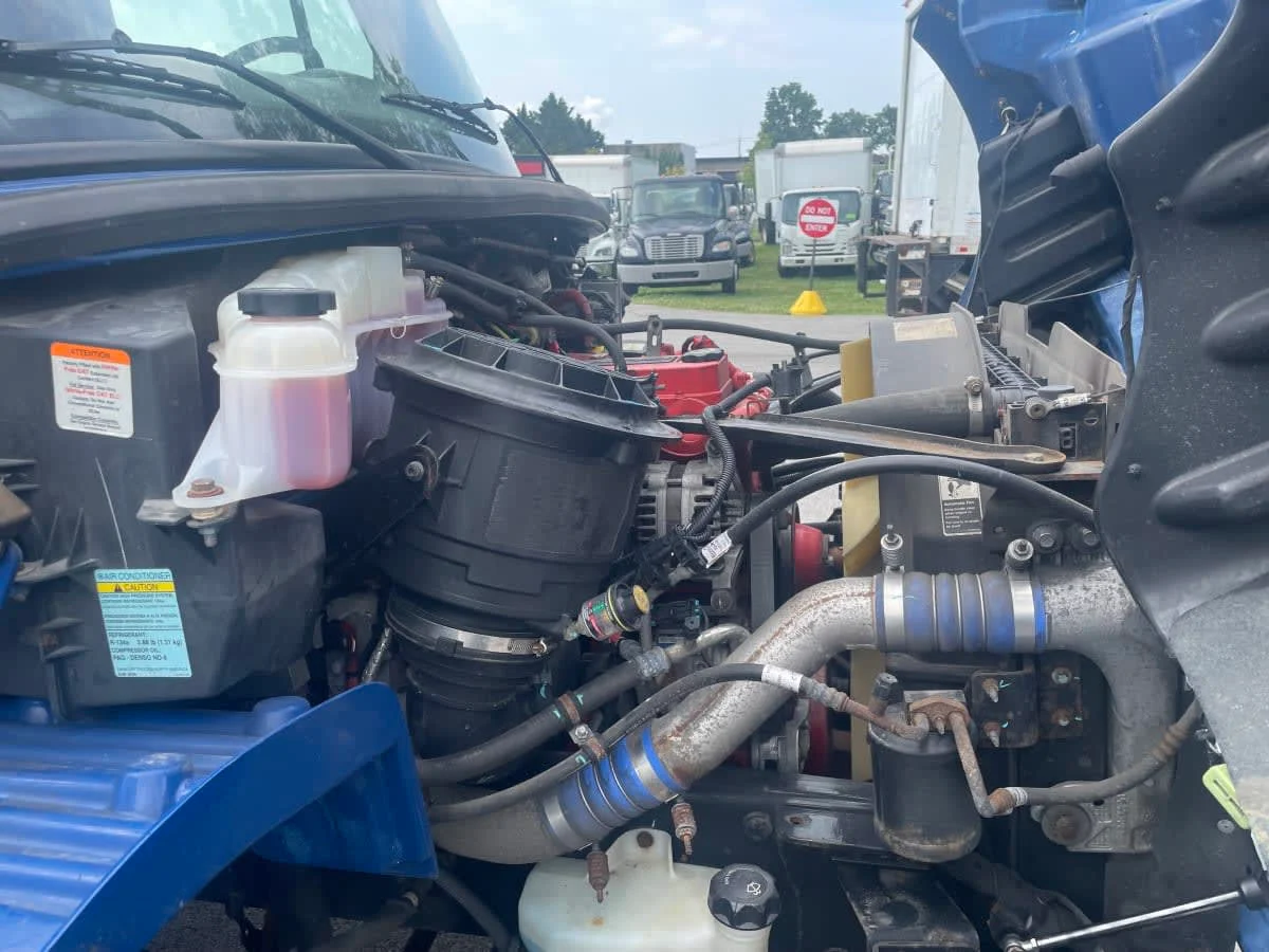 2017 Freightliner M2 106 - image 14