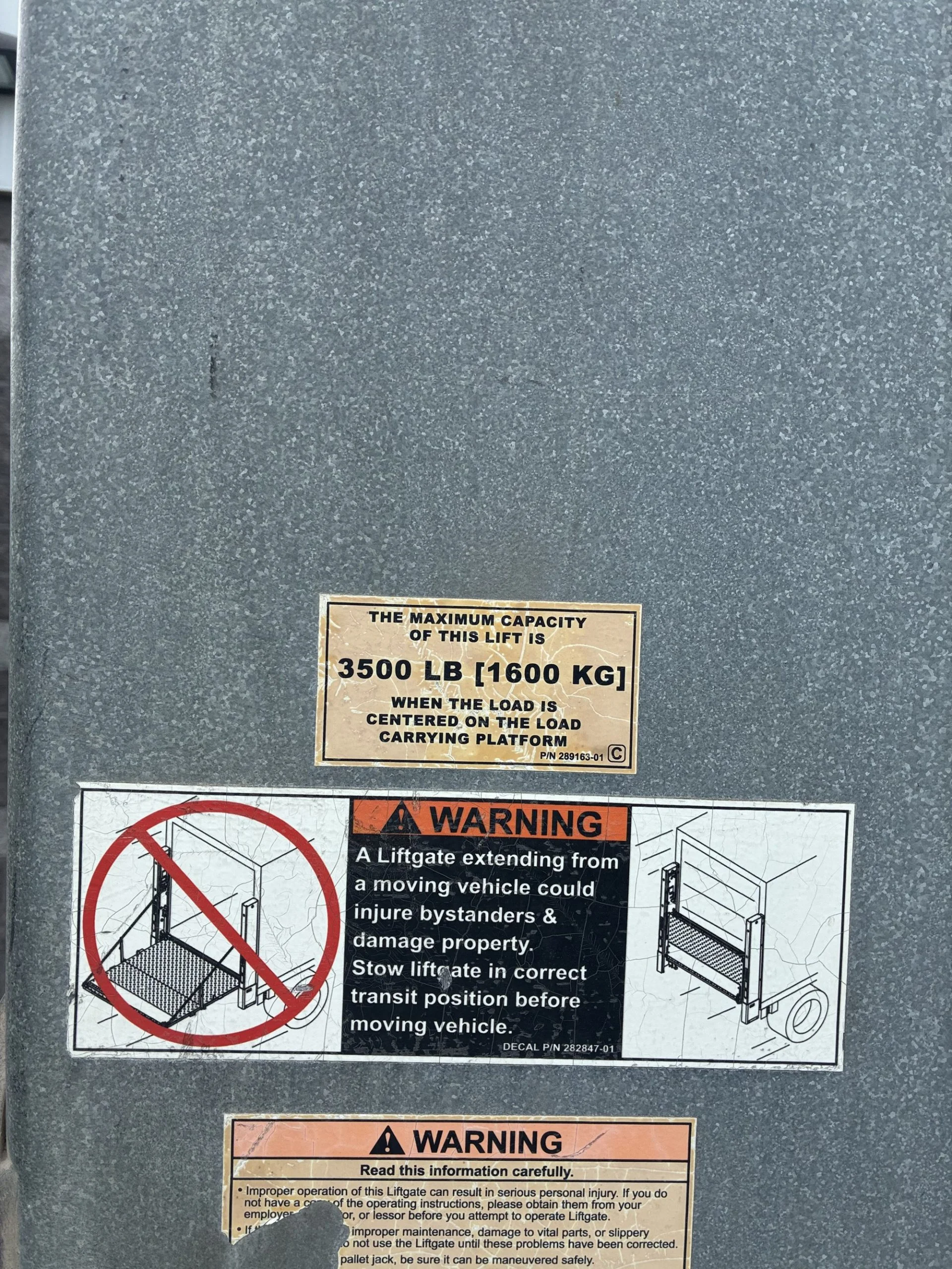 2018 Kenworth T270 - image 4