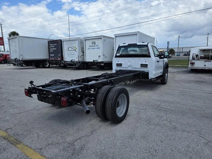 2026 Ford F-550 — photo 6