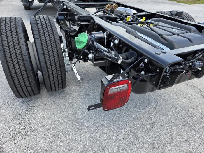 2026 Ford F-550 — photo 14
