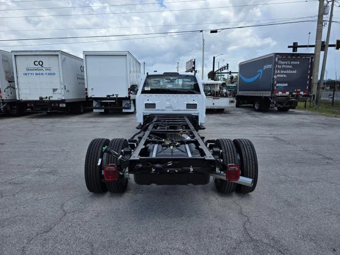 2026 Ford F-550 — photo 7