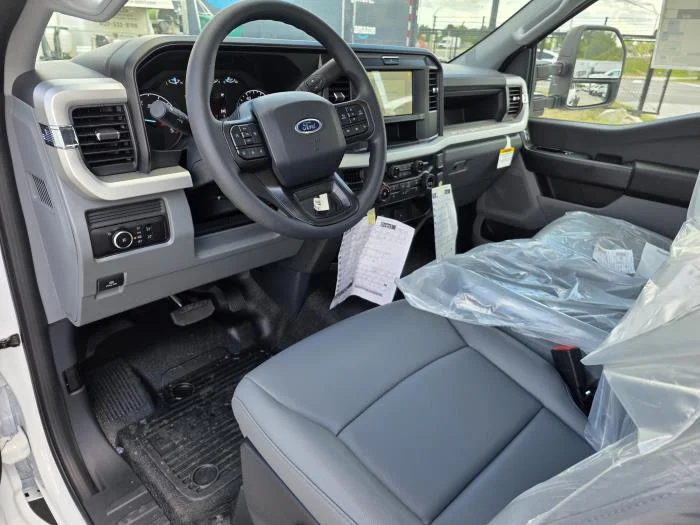 2026 Ford F-550 — photo 20