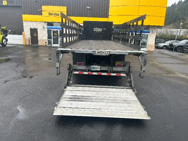 2022 Freightliner M2 106 - image 8