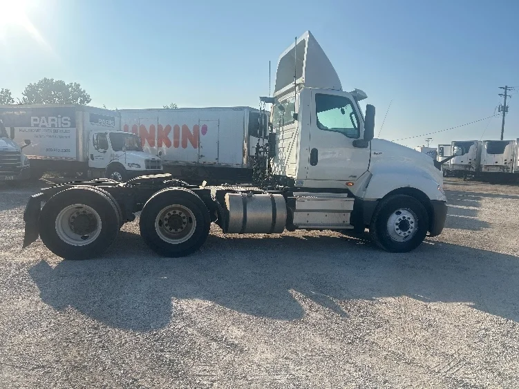 2019 International LT in Middlefield, OH — photo 8