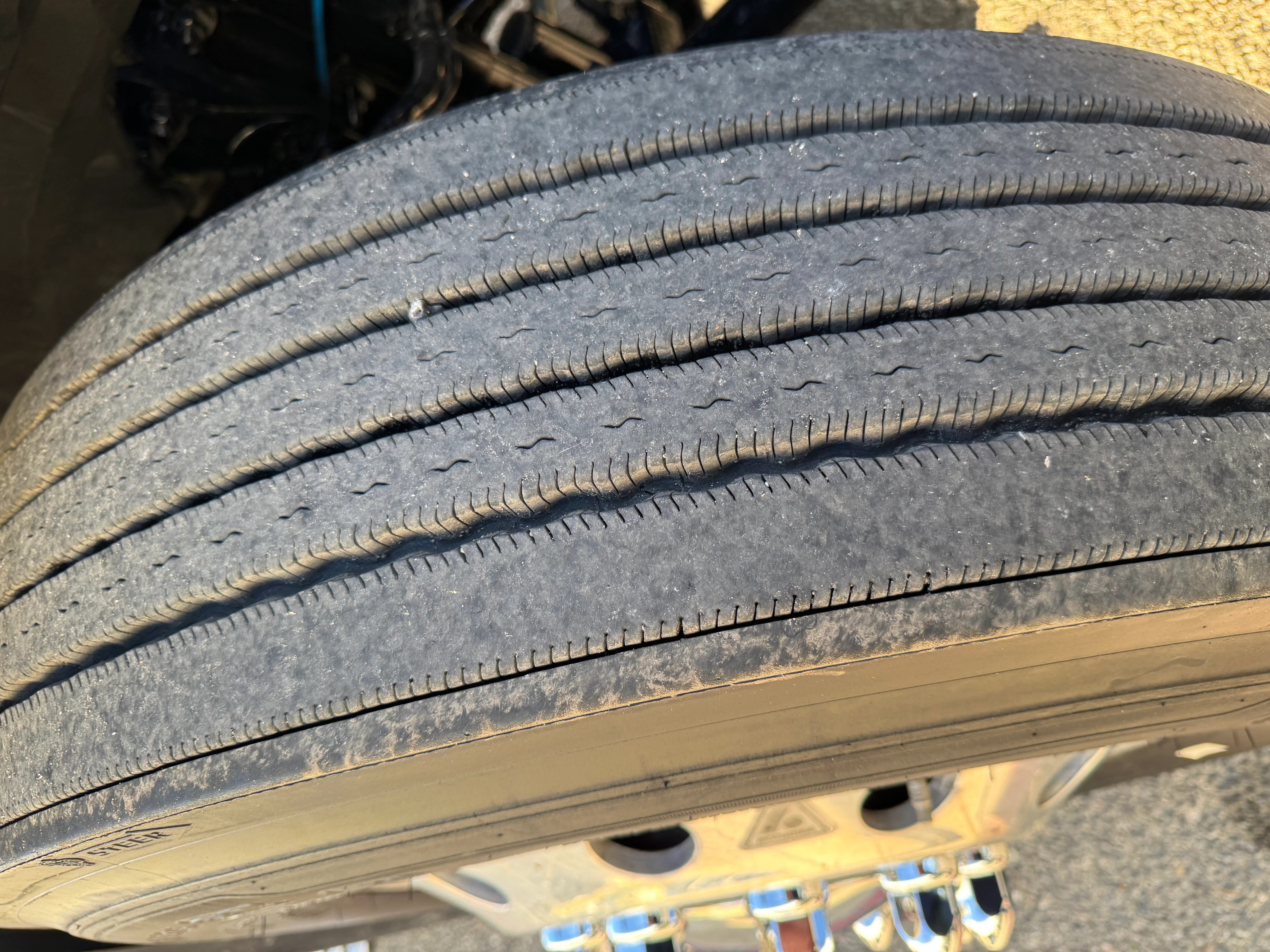 2021 Freightliner Cascadia in Selectrucks Fontana, CA — photo 12