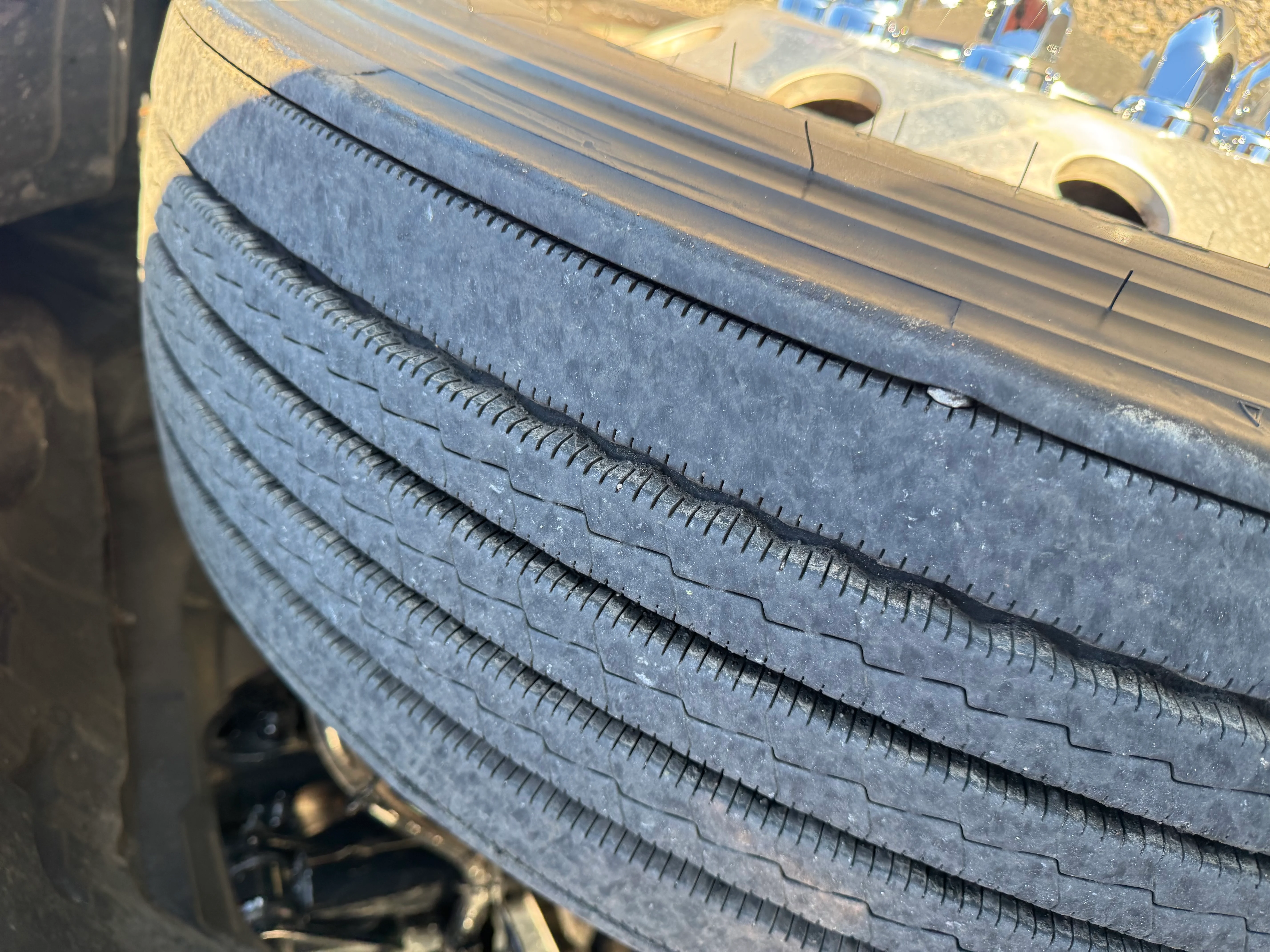 2021 Freightliner Cascadia in Selectrucks Fontana, CA — photo 11