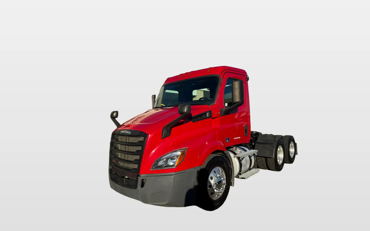 2021 FREIGHTLINER CASCADIA 116DC - image 1