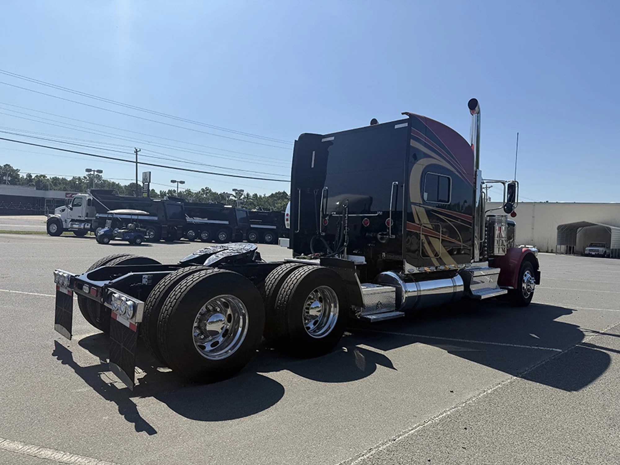 2021 Peterbilt in Weyers Cave, VA — photo 4