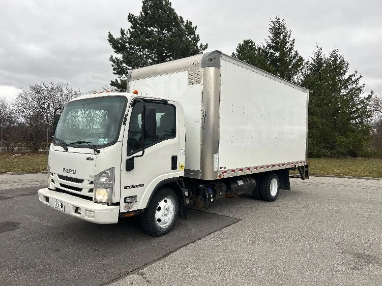 2021 Isuzu NPR - image 3