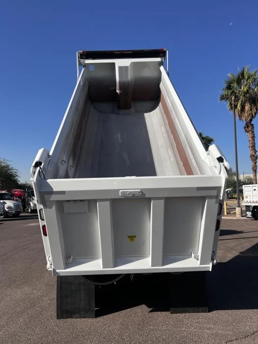 2026 Peterbilt 567 - image 17