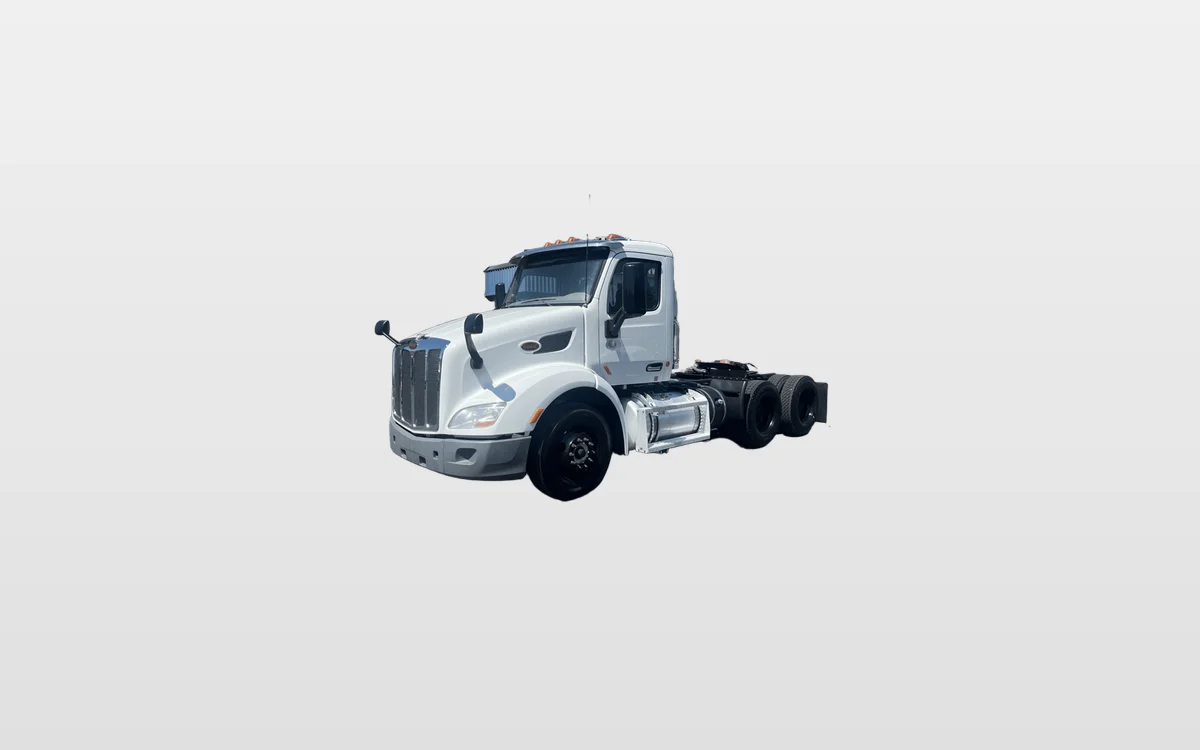 2018 Peterbilt - image 1