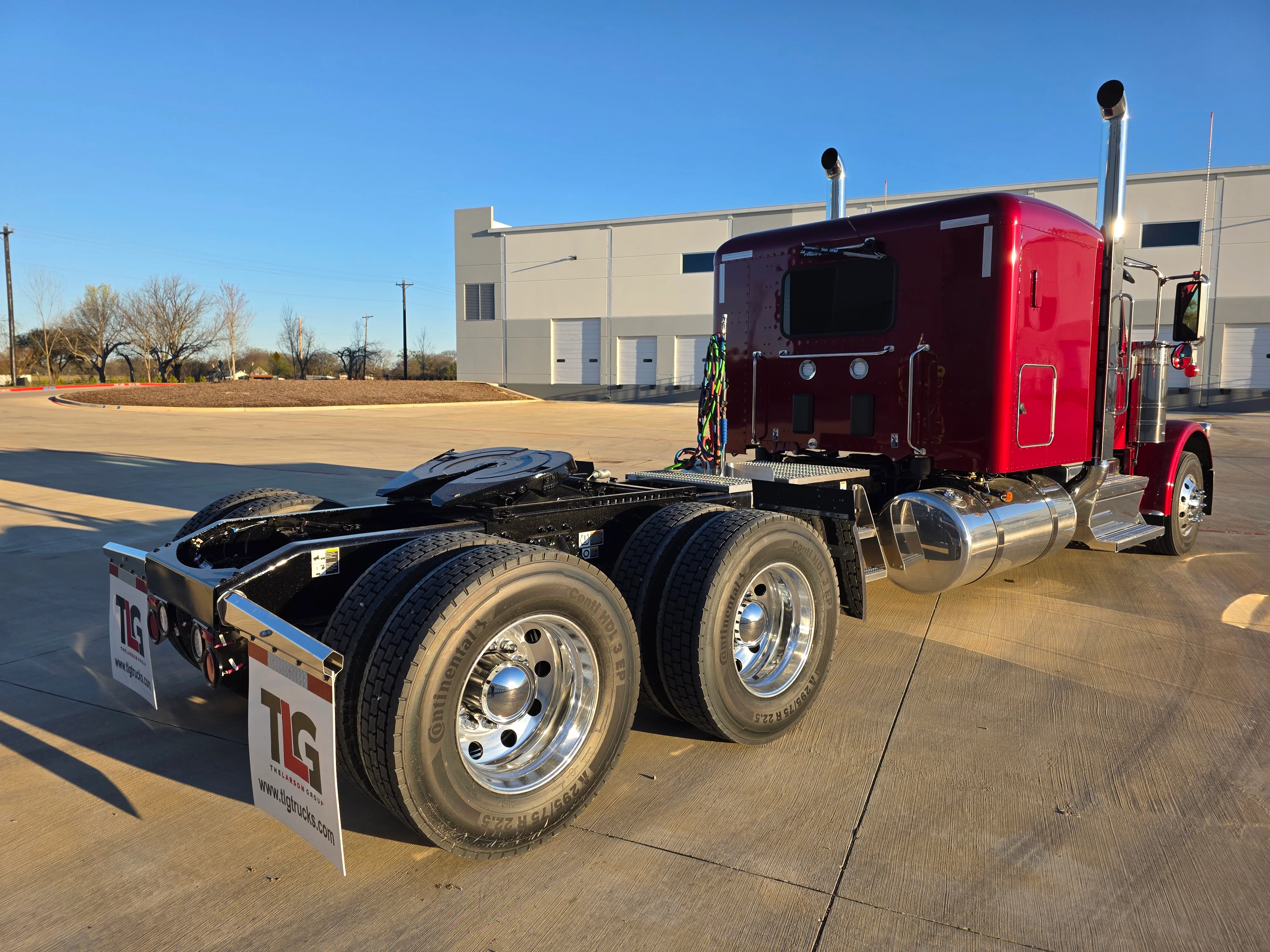 2027 Peterbilt 589 in Portland, OR — photo 5