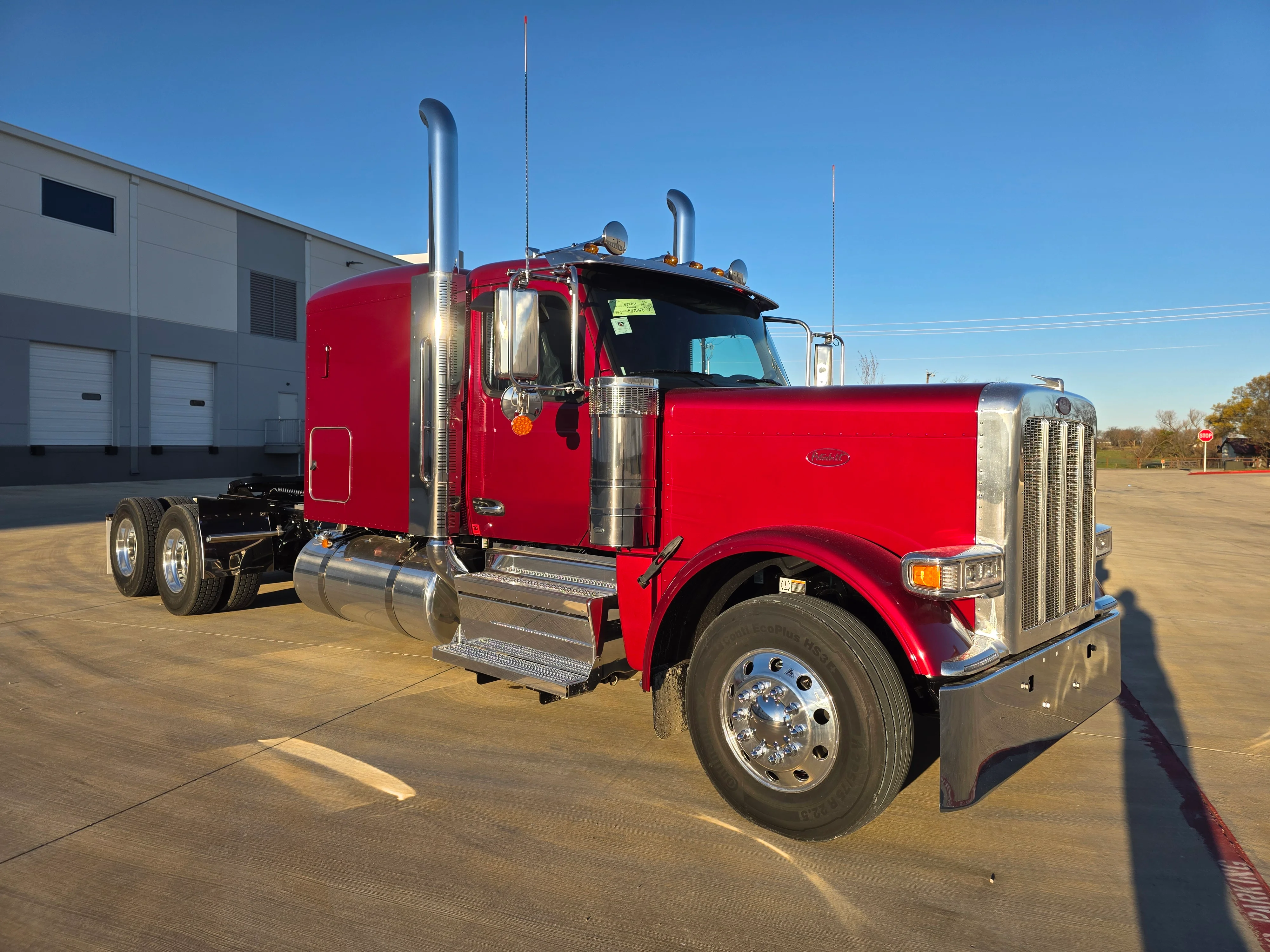 2027 Peterbilt 589 in Portland, OR — photo 7