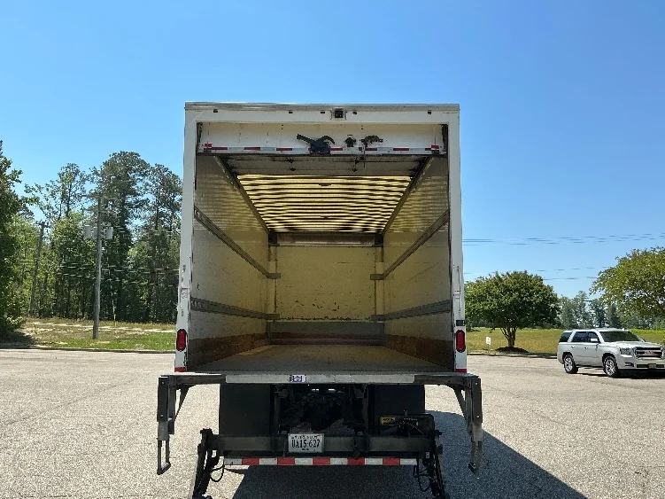 2019 Freightliner eM2 in Prince George, VA — photo 8