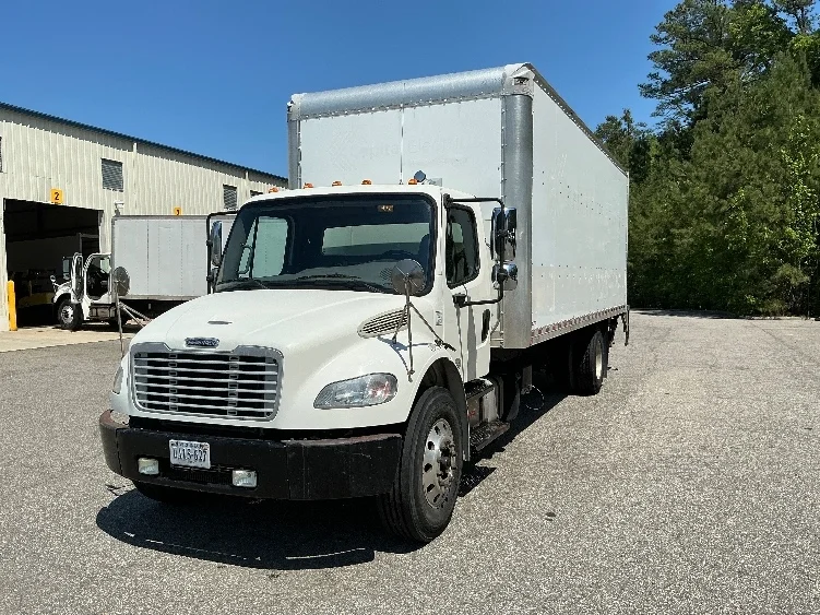 2019 Freightliner eM2 in Prince George, VA — photo 3