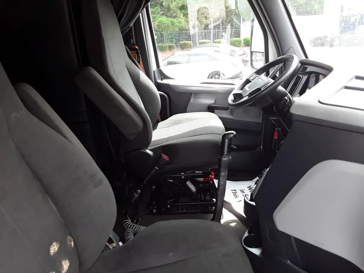 2021 Freightliner Cascadia in Charlotte, NC — photo 13