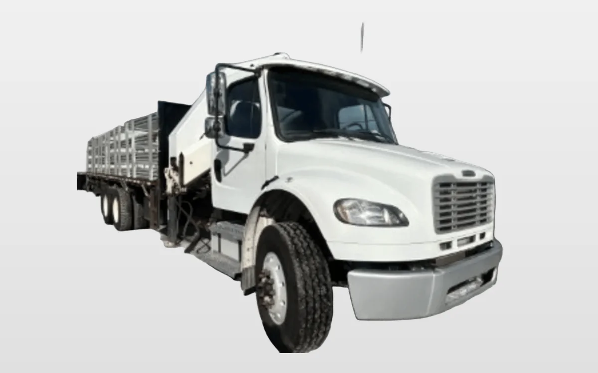 2017 Freightliner M2 106 - image 1