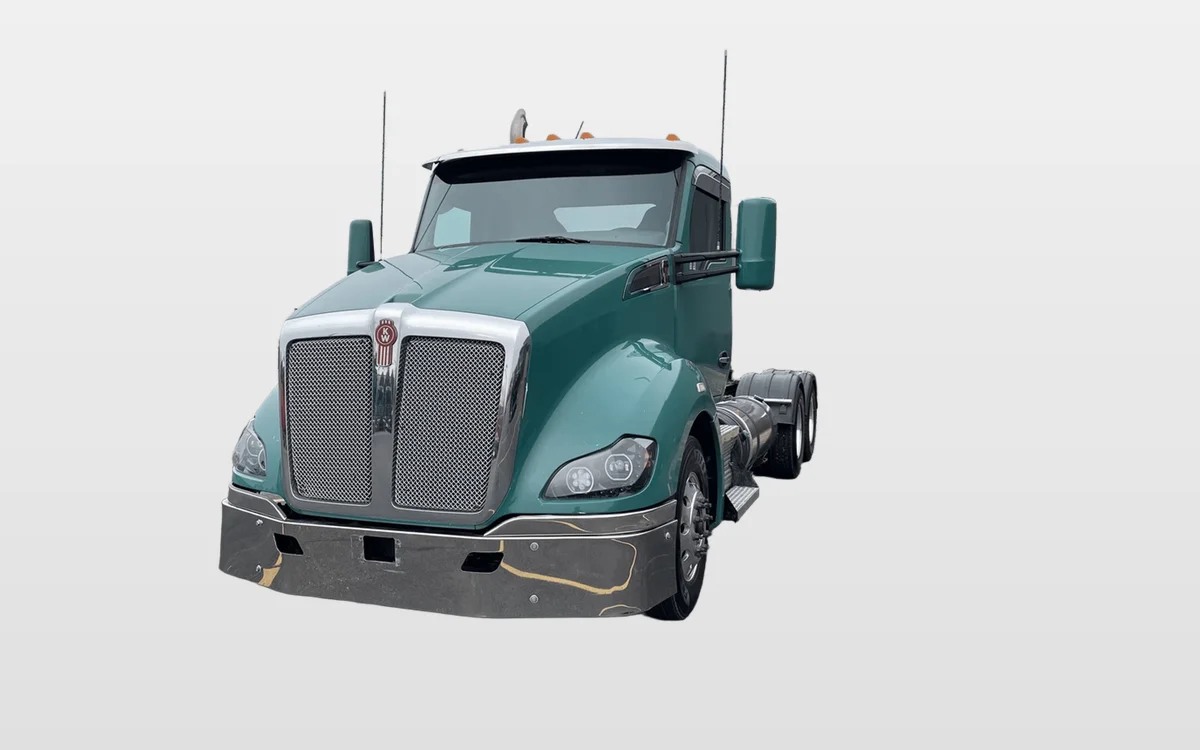 2018 Kenworth T680 - image 1