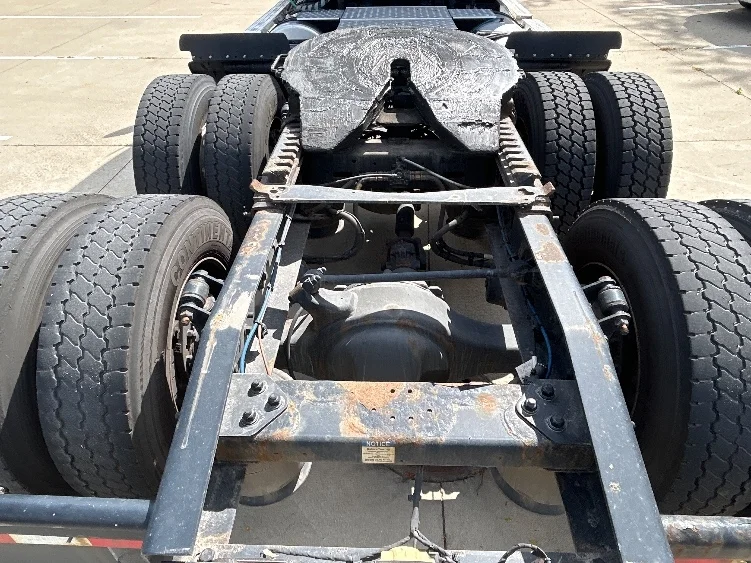 2022 Freightliner Cascadia - image 6