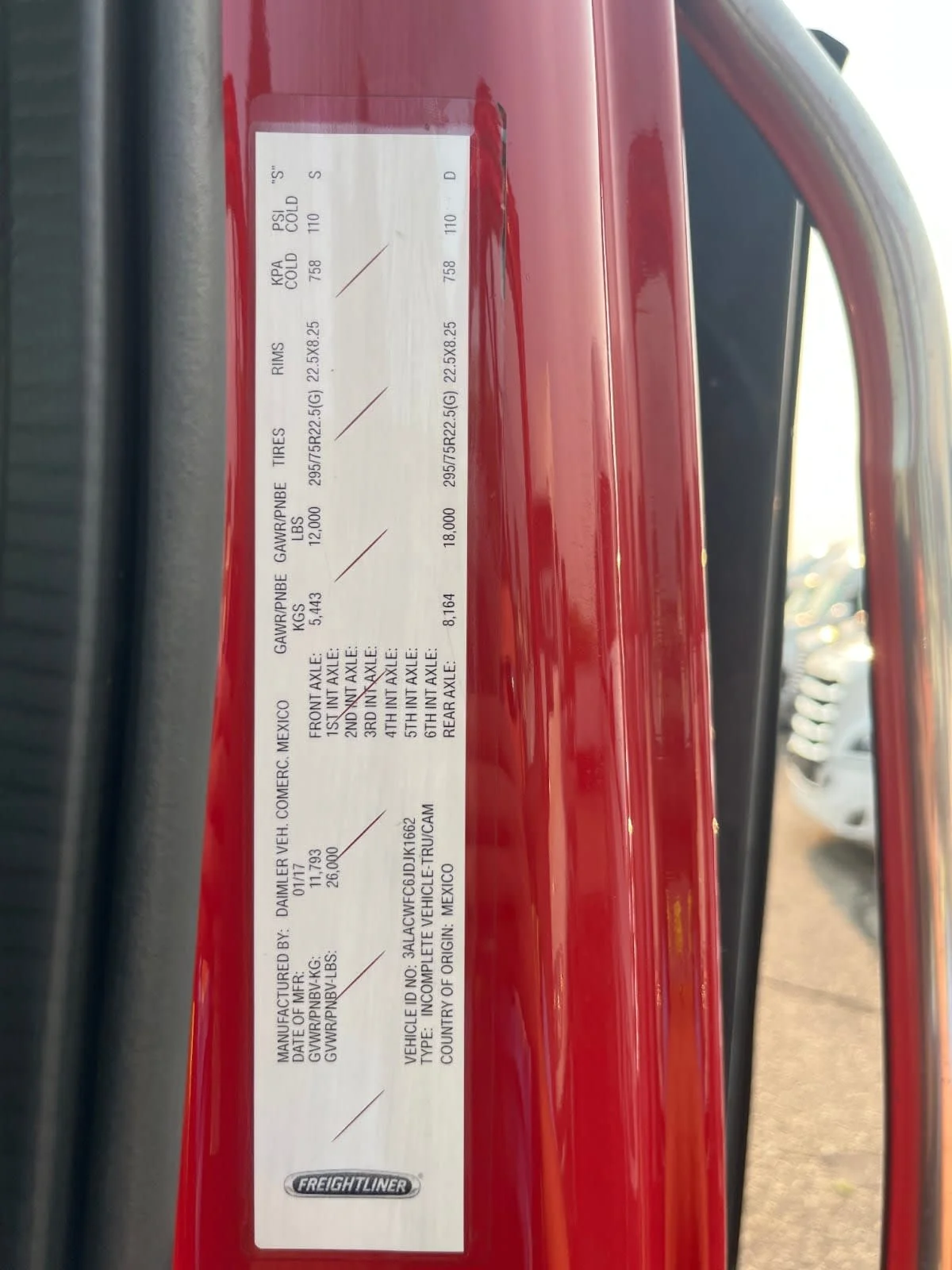 2018 Freightliner M2 106 in Minneapolis, MN — photo 11
