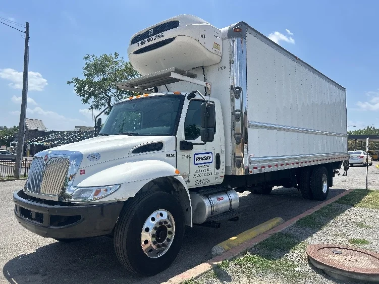 2021 International MV in Essex, MD — photo 3
