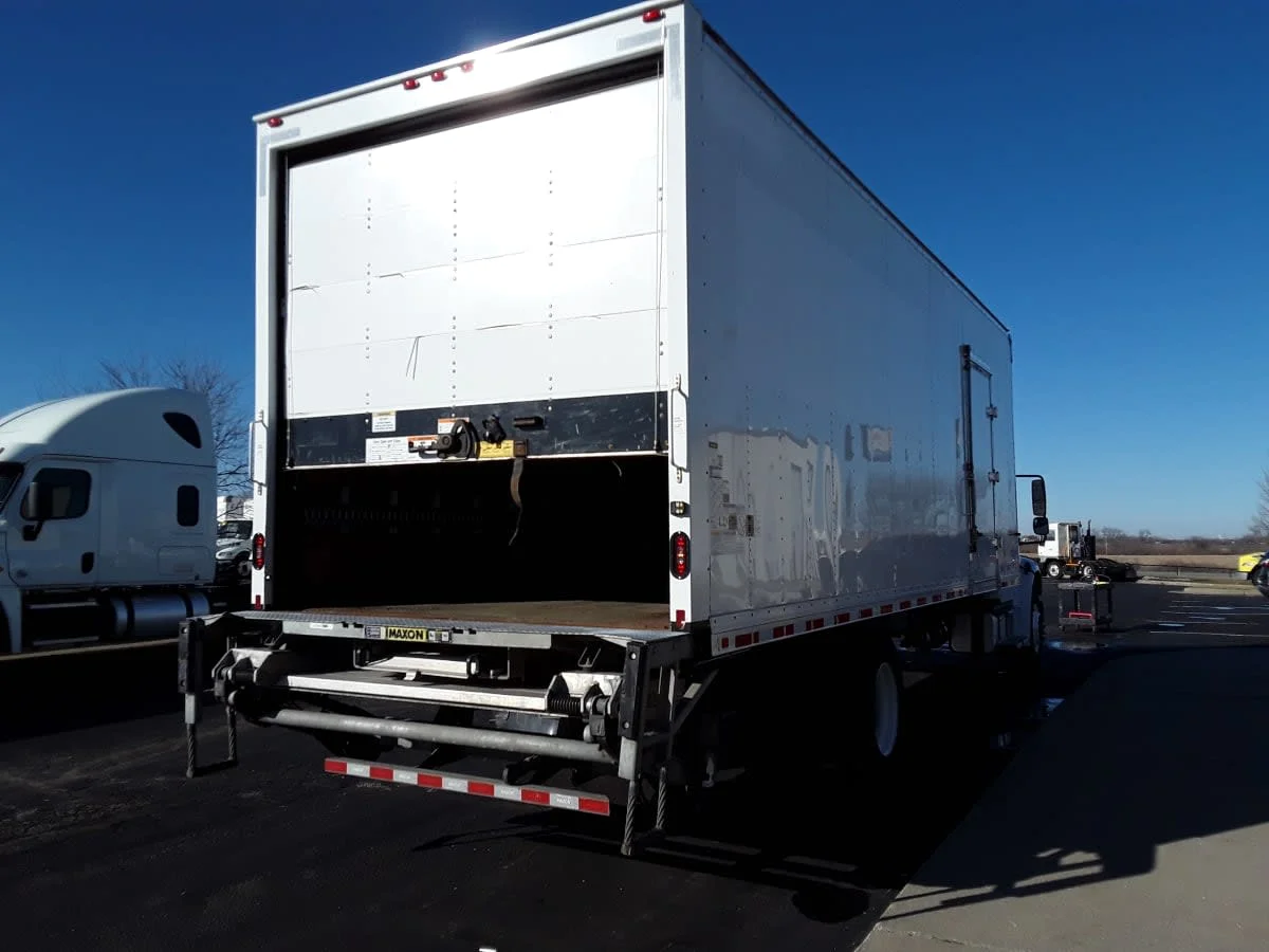 2022 Freightliner M2 106 - image 4